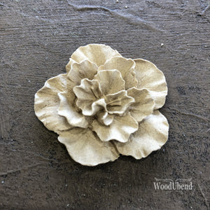 Soft Petalled Flower WUB1118 4x4cms